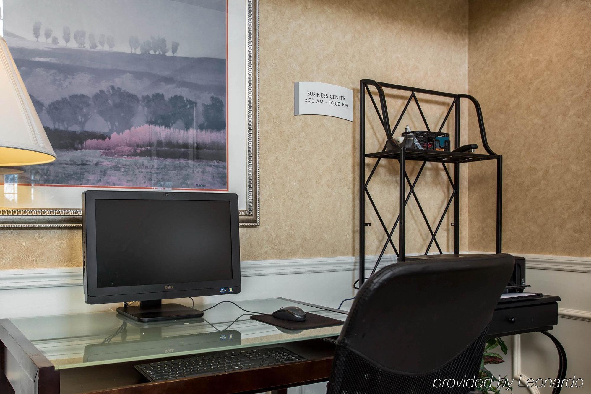 Quality Inn Laurinburg Exterior photo