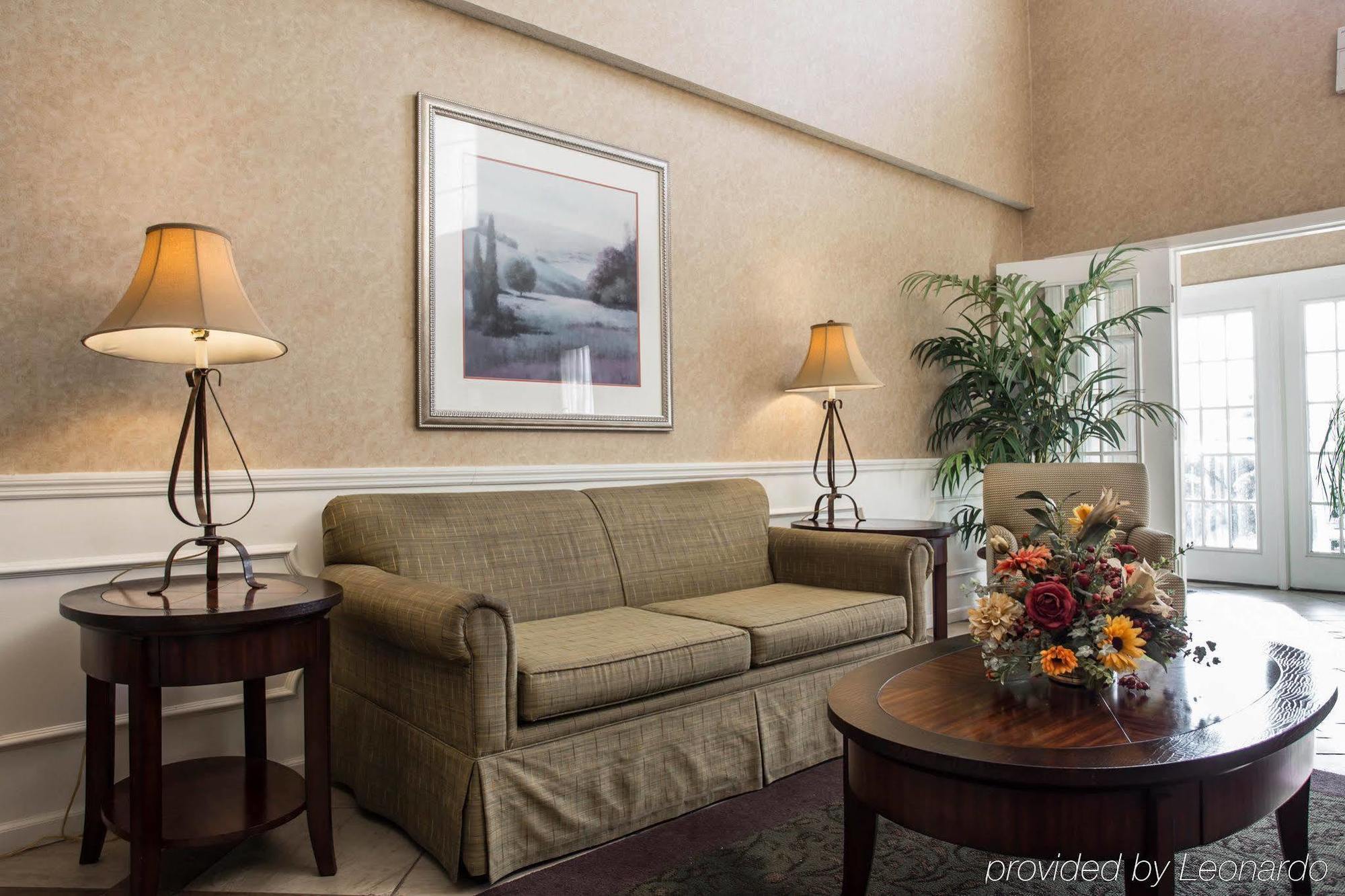 Quality Inn Laurinburg Exterior photo